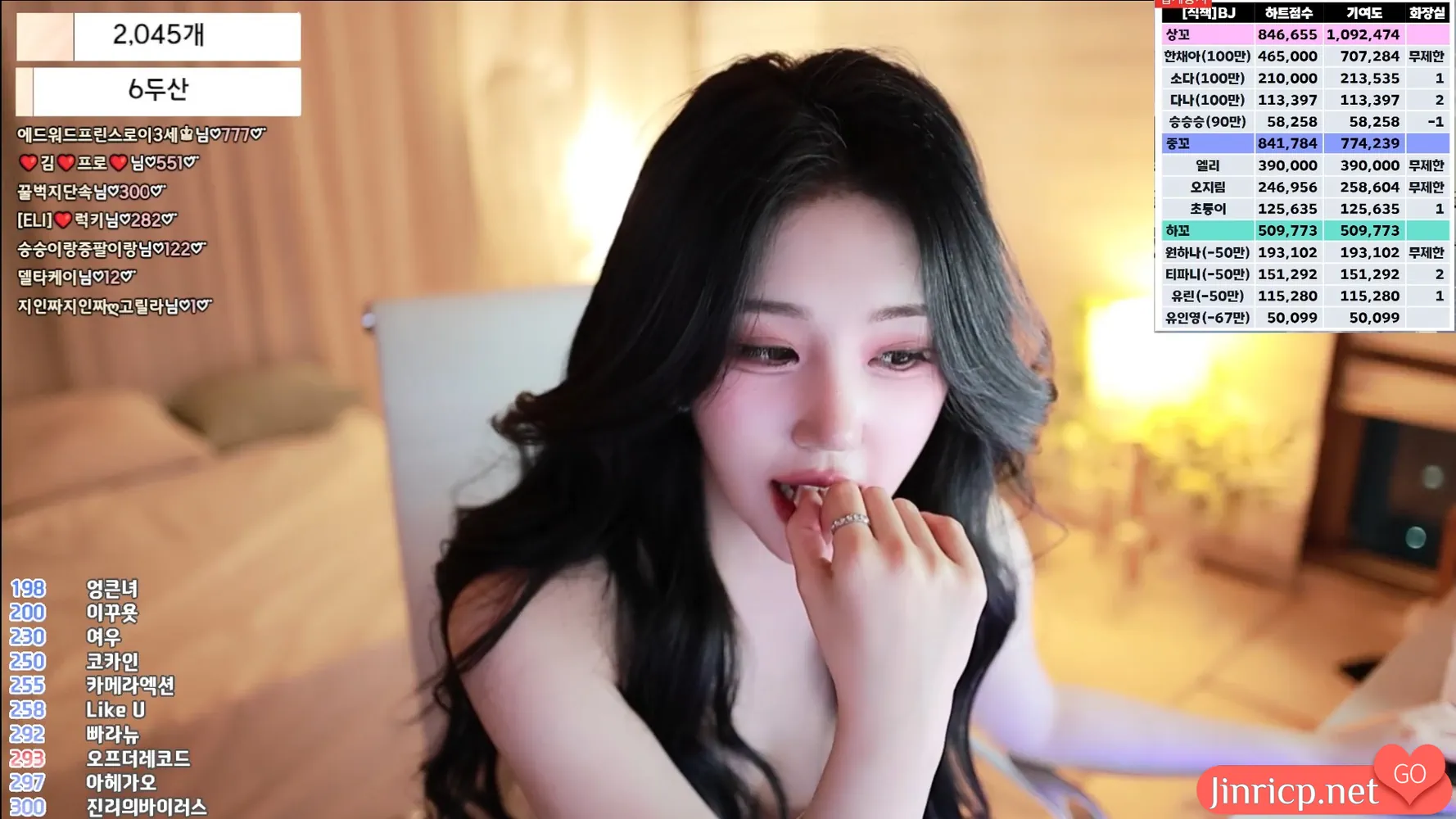 1739858011_1 1739858011_1