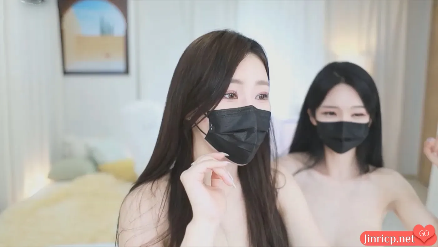 1740640517_2 1740640517_2