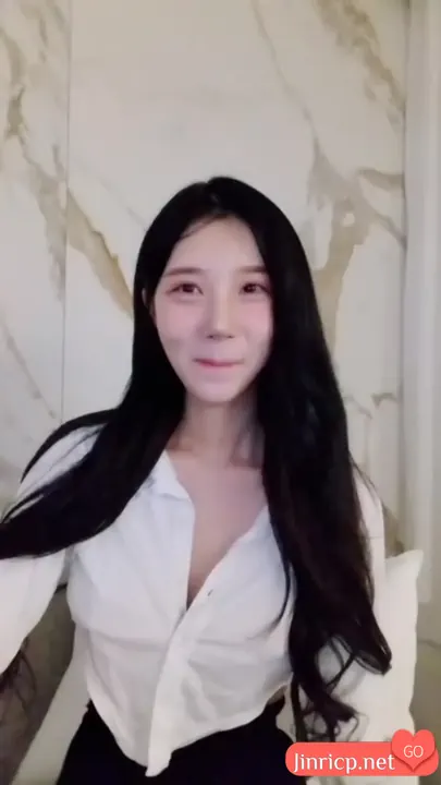 罗林斯-로린스-lorins2002 个人日常直播 2025年3月 竖屏专辑小合集 [20V/17.9G]更新度盘-JIN