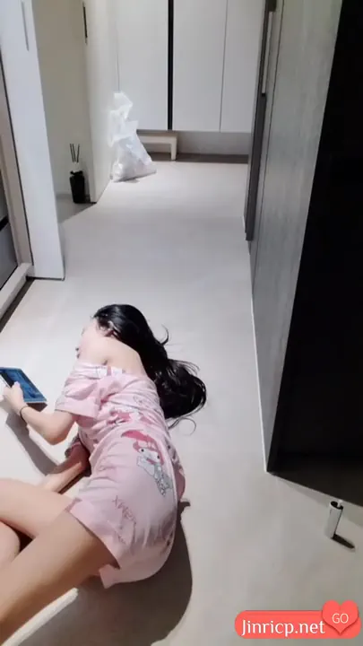 罗林斯-로린스-lorins2002 个人日常直播 2025年3月 竖屏专辑小合集 [20V/17.9G]更新度盘-JIN