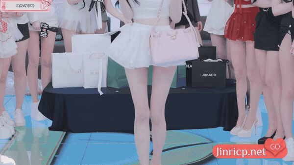 PandaClass S7E10 熊猫班 第7季 第10期 豪礼争夺战 中英韩简繁字幕字幕修复-JIN PandaClass S7E10 熊猫班 第7季 第10期 豪礼争夺战 中英韩简繁字幕字幕修复-JIN