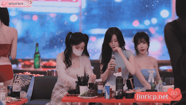 PandaClass S7E14 熊猫班 第7季 第14期 欢乐大排档 中英韩简繁字幕-JIN PandaClass S7E14 熊猫班 第7季 第14期 欢乐大排档 中英韩简繁字幕-JIN