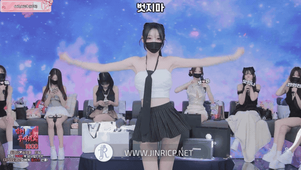 PandaClass S8E11 熊猫班 第8季 第11期 豪礼日 多国字幕-JIN